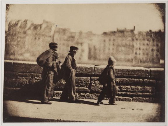 Les ramoneurs en marche, Paris.  Charles Nègre, Photographe  Entre 1851 et 1852, Musée Carnavalet, Histoire de Paris